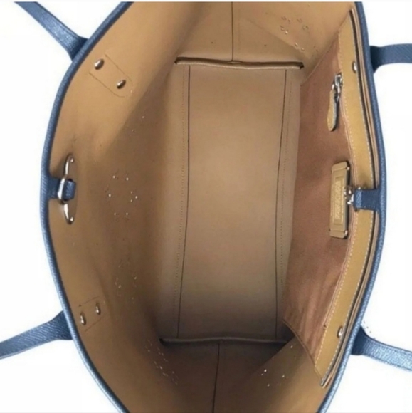 Coach perforated city tote set - Picture 2 of 6